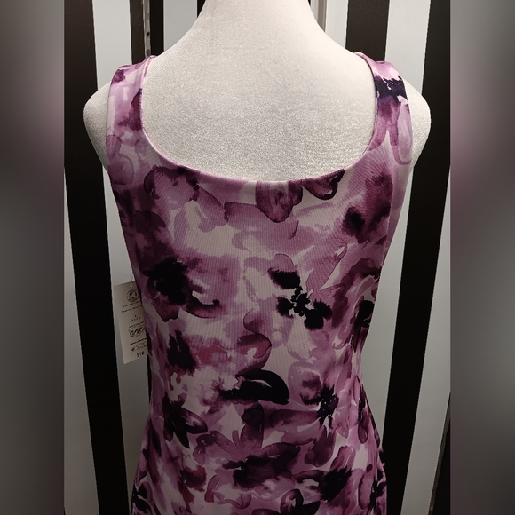 NWT floral bodycon dress - Picture 13 of 13